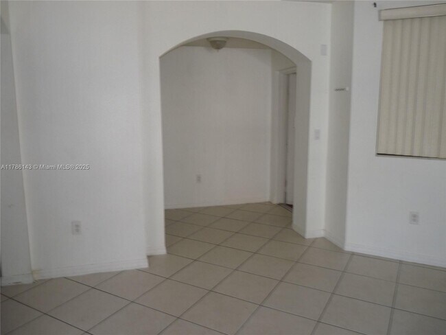 Building Photo - 8980 W Flagler St