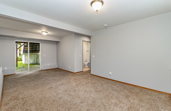 Building Photo - 2132 87th Ave SE