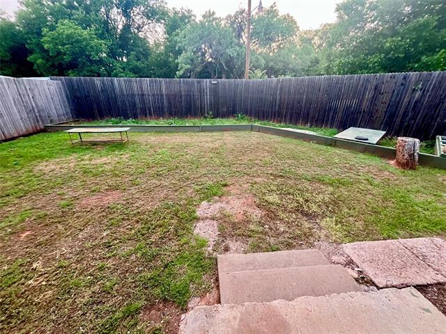 Building Photo - 602 S Mockingbird Ln