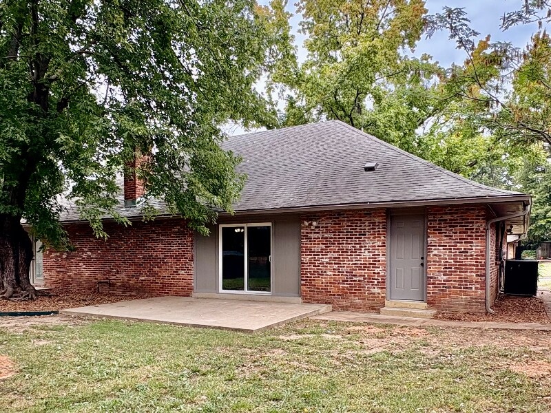 Building Photo - 6714 E 75th Ct