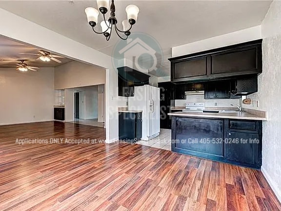 Building Photo - West Norman 3 Bed 2 Bath Home!