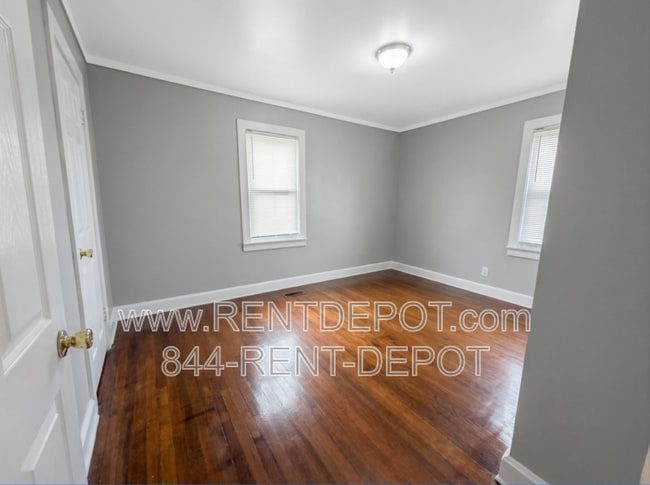 Building Photo - 1407 Marshall Ave