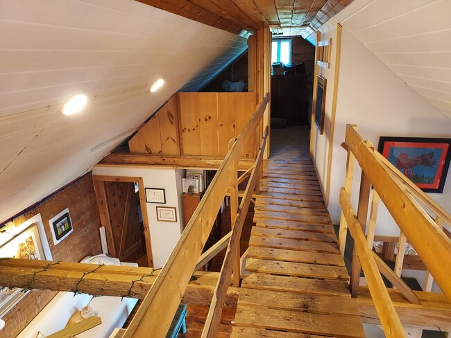 Building Photo - 355 Camp Rd