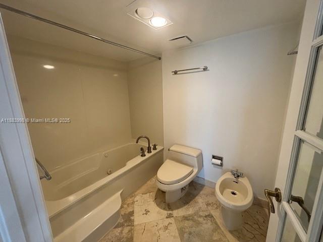 Building Photo - 520 Brickell Key Dr