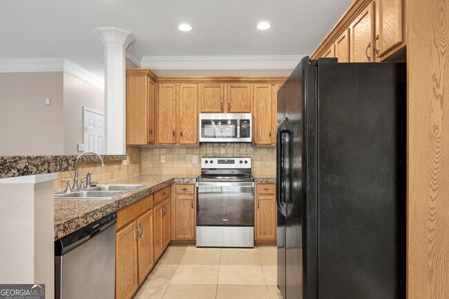 Building Photo - 3194 Cedar Glade Ln NE