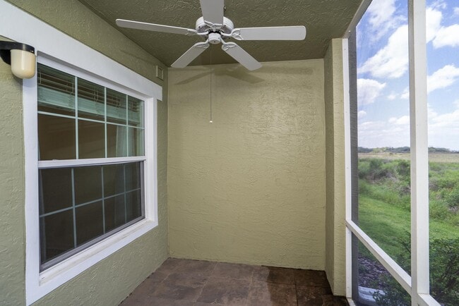 Building Photo - 4010 Grande Vista Blvd
