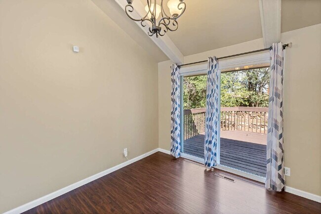 Building Photo - 3-Bedroom with A Flex Room Multi-Level Home with Fresh Paint, Refreshed Deck, and Multiple Living...