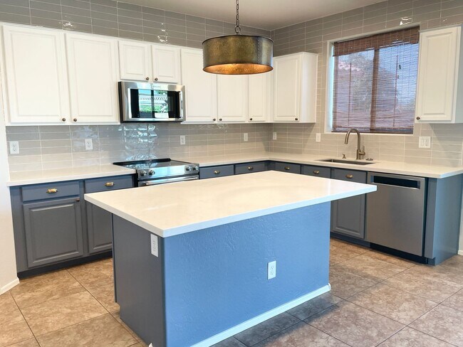 Primary Photo - Upgraded Two Story Home In Power Ranch! To...