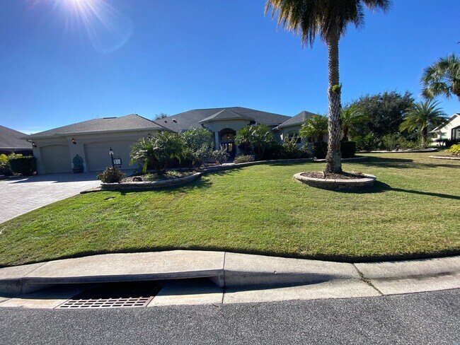 Building Photo - Spectacular and Luxurious Turnkey ANNUAL Lease in The Village of Bridgeport