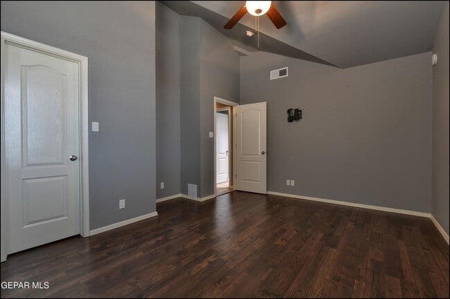 Building Photo - 6560 McFarland Ave