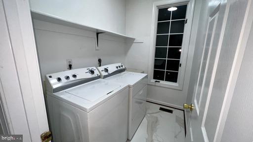 Building Photo - 6628 Byrns Pl