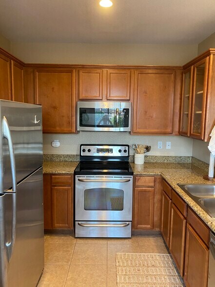 Building Photo - 3830 Elijah Ct