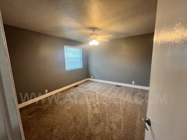 Building Photo - 11633 Nicklaus Rd