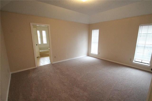 Building Photo - 4108 Mesa Dr