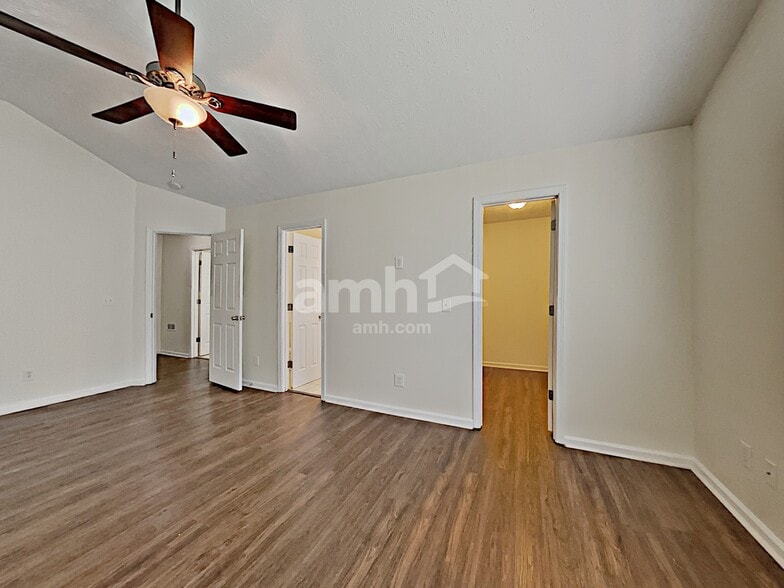 Building Photo - 505 Allens Landing Ct