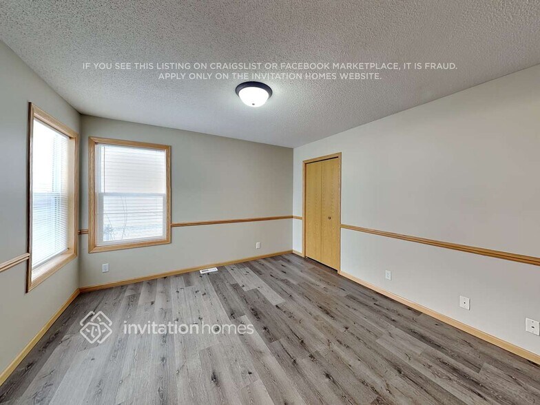 Building Photo - 85 Grove St