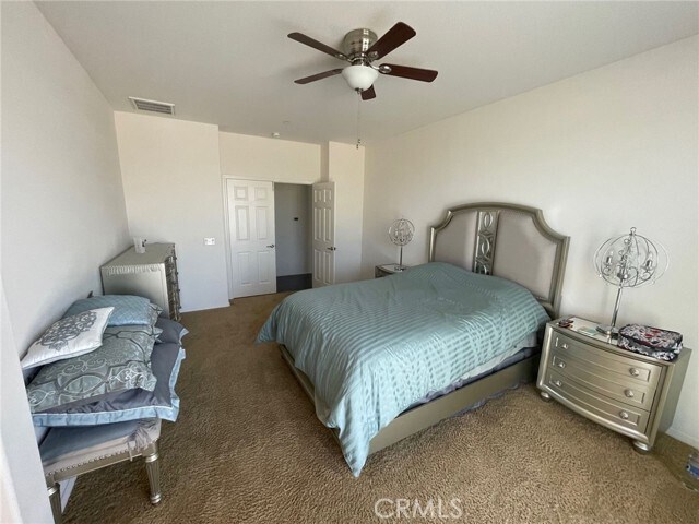 Building Photo - 29150 Edgewood Dr