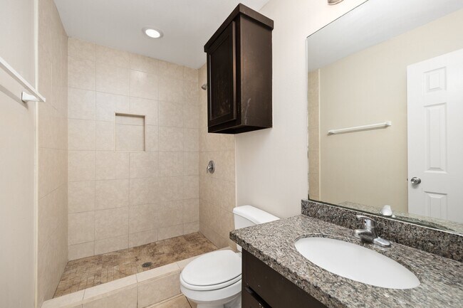 Building Photo - 1224 W Harrison Ave