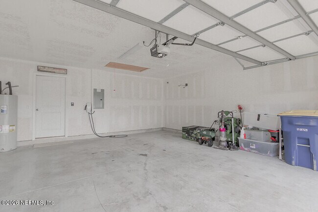 Building Photo - 4948 Big Pine Dr