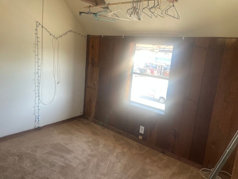 Building Photo - 315 Cypress Ave