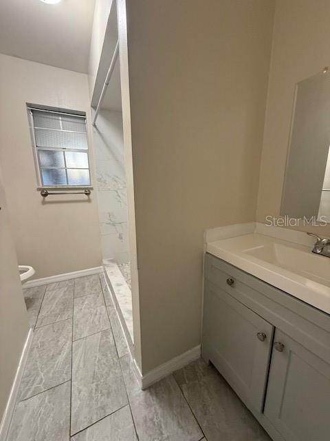 Building Photo - 1420 Simmons Rd