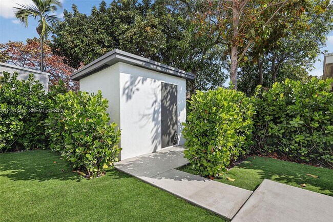 Building Photo - 53 NW 68th St