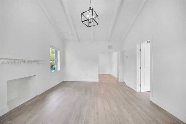 Building Photo - 503 NW 47th Terrace