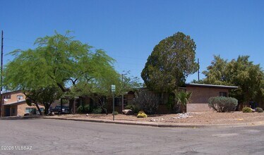 Building Photo - 1504 N Highland Ave