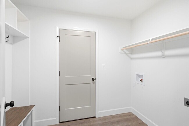 Building Photo - 1017 Spyglass Ct