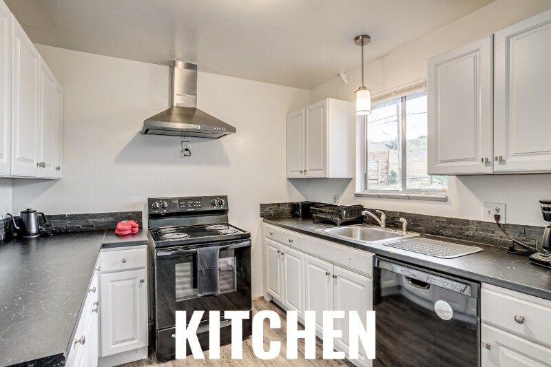 Building Photo - 1320 Youngfield St