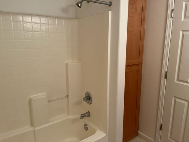 Building Photo - 586 Morgan Dr