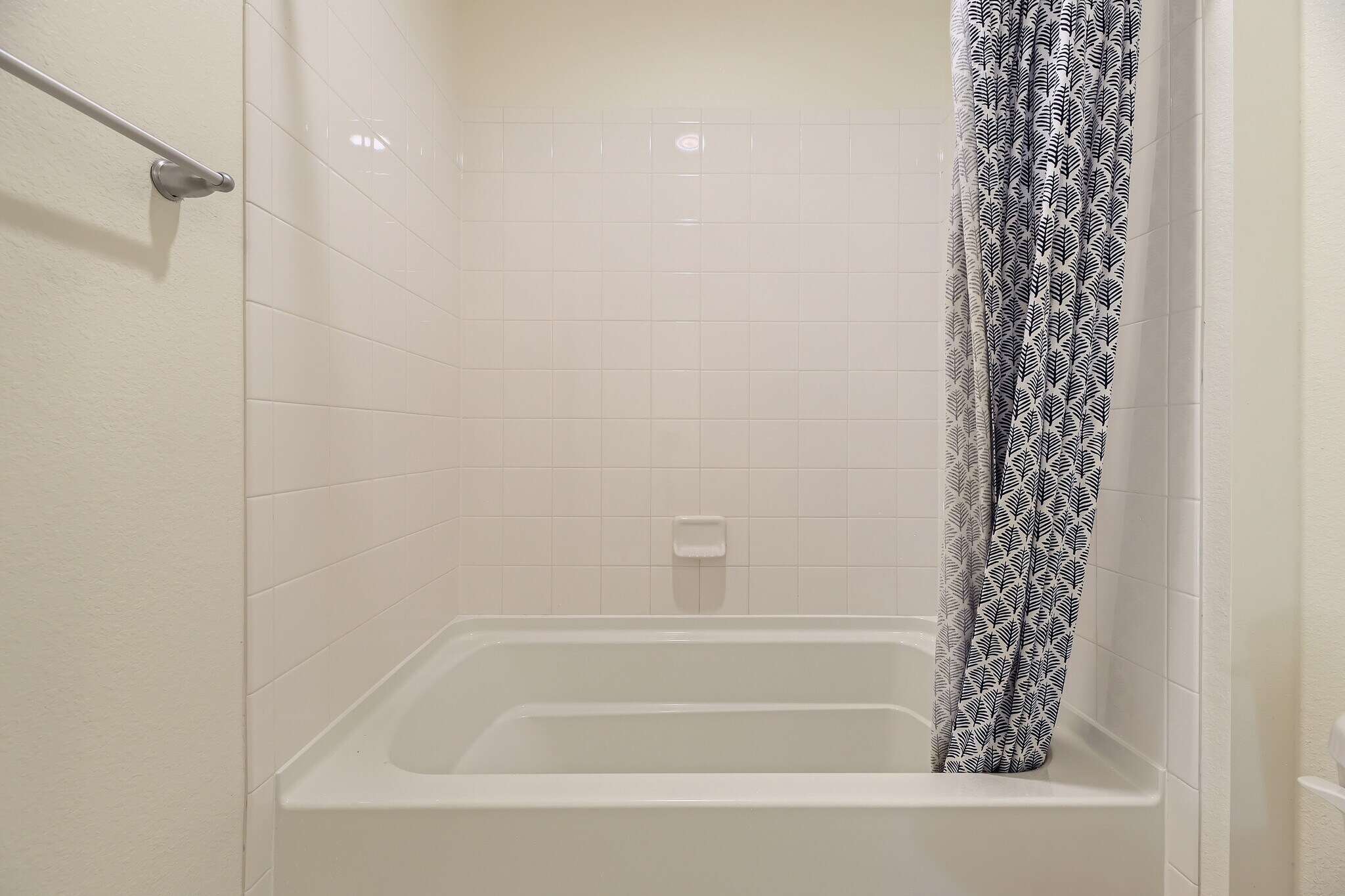 2nd Floor Bathroom - 17826 Dandy Brush Dr