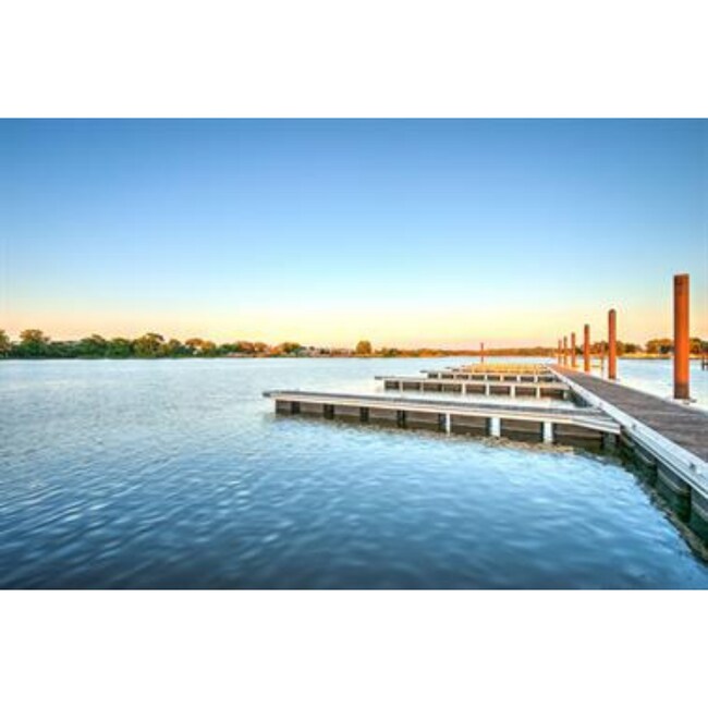 Building Photo - 822 Teacher Mitchell Rd