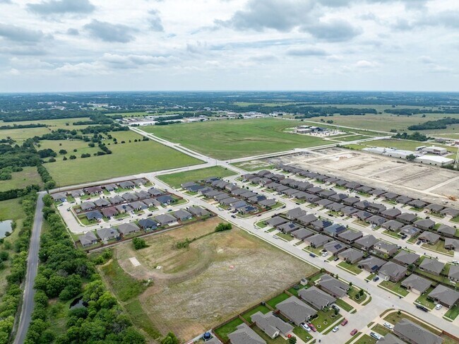 Building Photo - 109 Columbia St