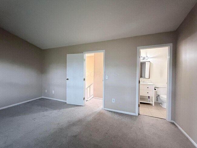 Building Photo - 4849 Herndon Dr