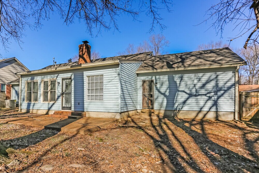 Building Photo - 8123 Cairn Dr