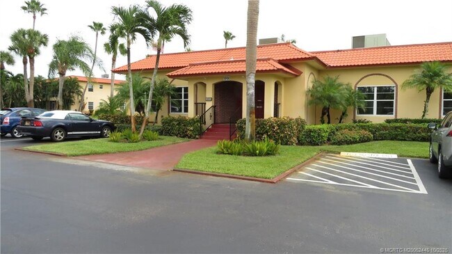 Building Photo - 1911 SW Palm City Rd