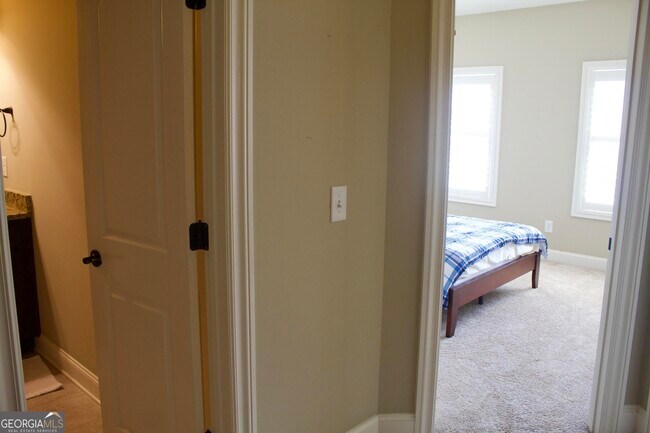 Building Photo - 2559 Willow Fld Xing