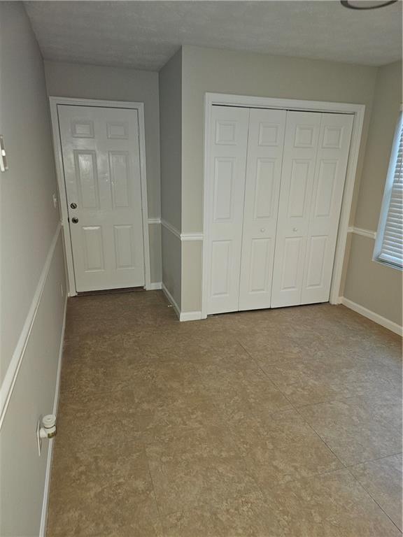 Building Photo - 6069 Heritage Way SE