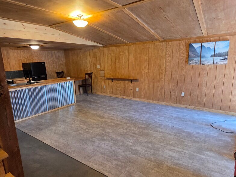 Building Photo - 9532 Middlebrook Pike