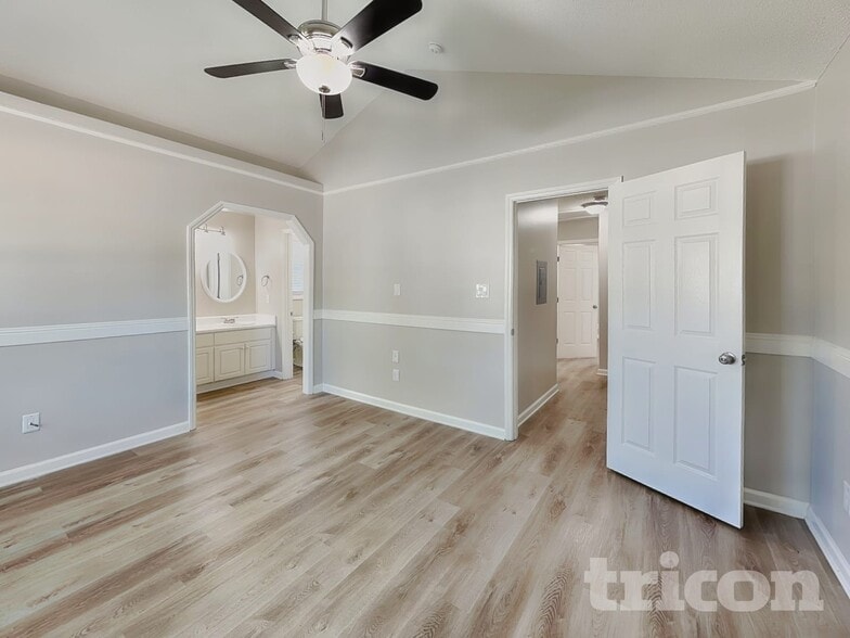 Building Photo - 5112 Limewood St