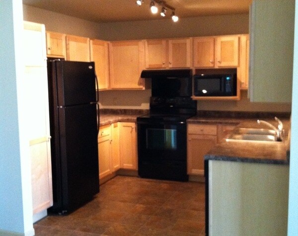 Kitchen - Riverside Senior Community