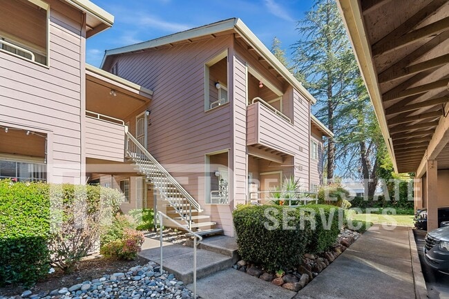 Primary Photo - 11150 Trinity River Dr