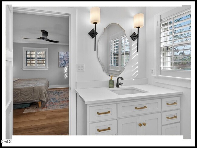 Building Photo - 5008 Autumn Dr