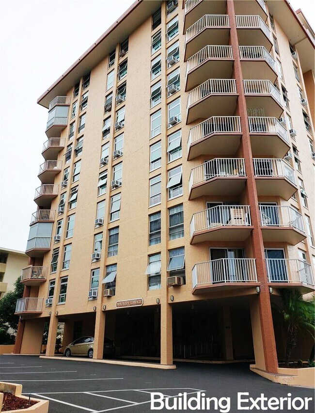 Building Photo - 1031 Maunaihi Pl