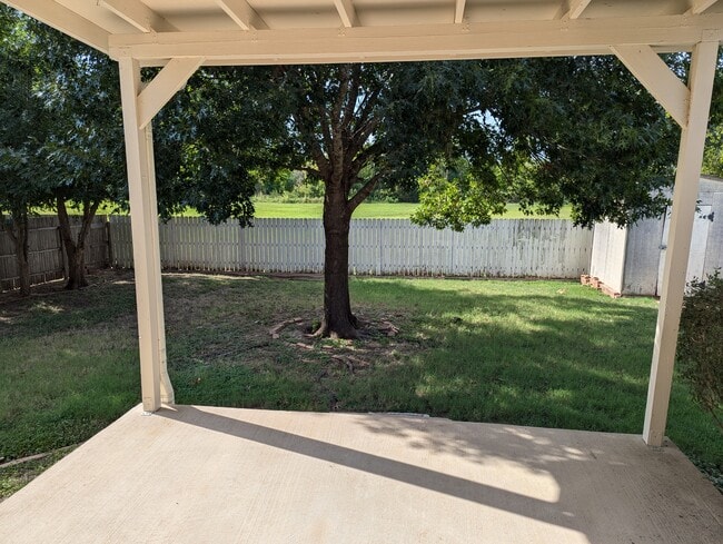 Covered Back Porch - 1709 Waterfall Ave