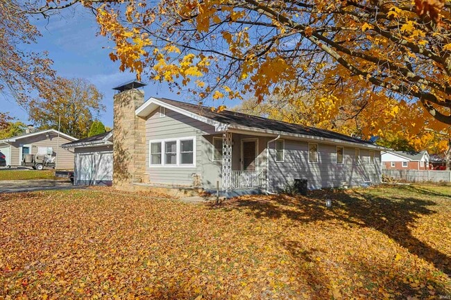 Building Photo - 19191 Palisade Ave