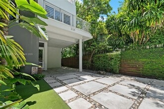 Building Photo - 3129 Matilda St