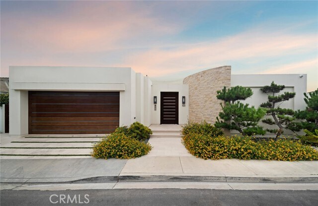 Primary Photo - 1523 Dolphin Terrace