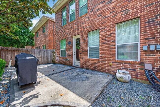 Building Photo - 13318 Olive Trail
